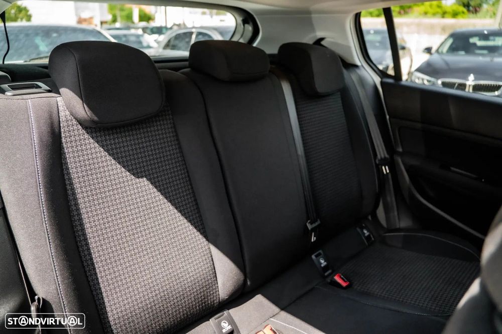 Peugeot 308 - 27