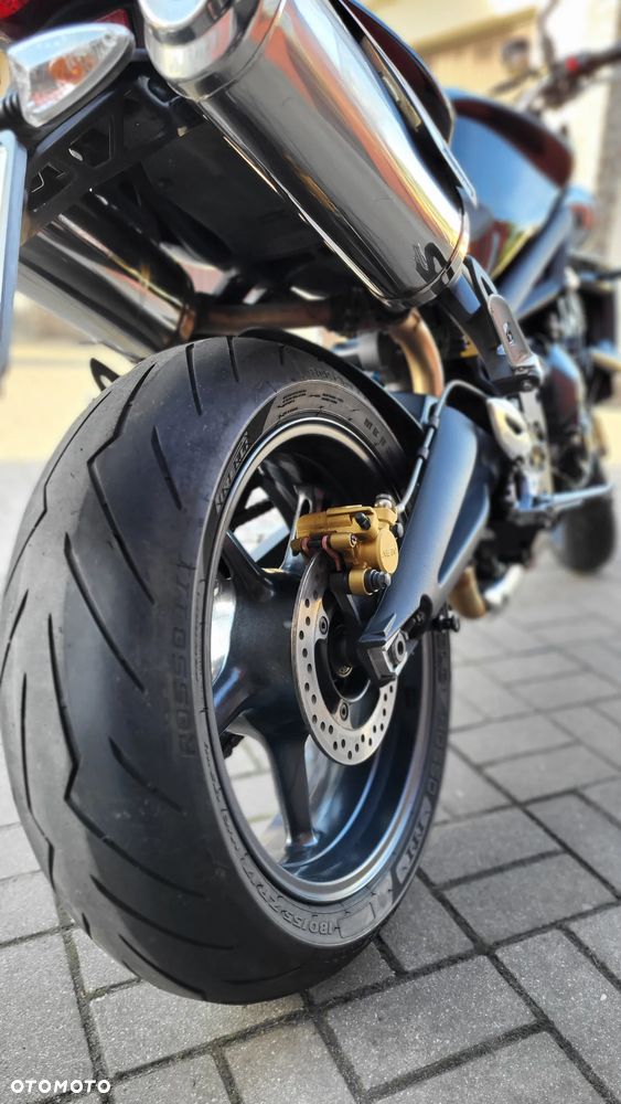 Triumph Street Triple - 9