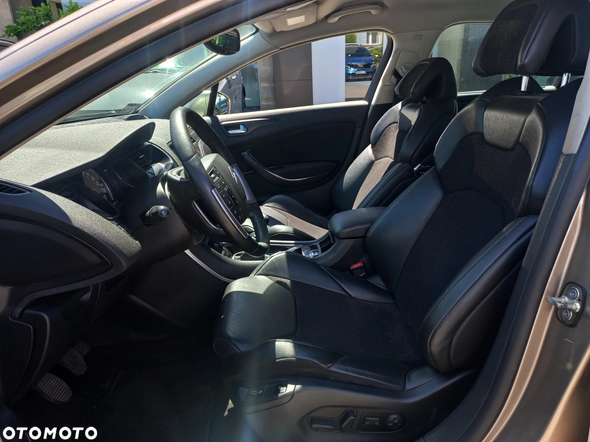 Citroën C5 2.0 HDi Exclusive - 17