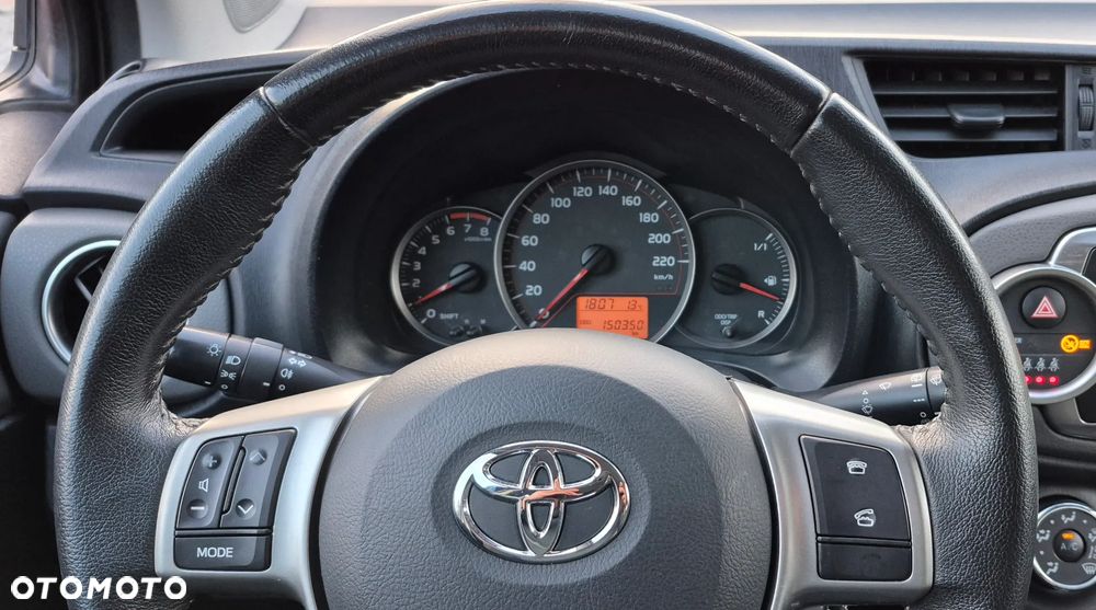 Toyota Yaris 1.0 VVT-i Life - 17