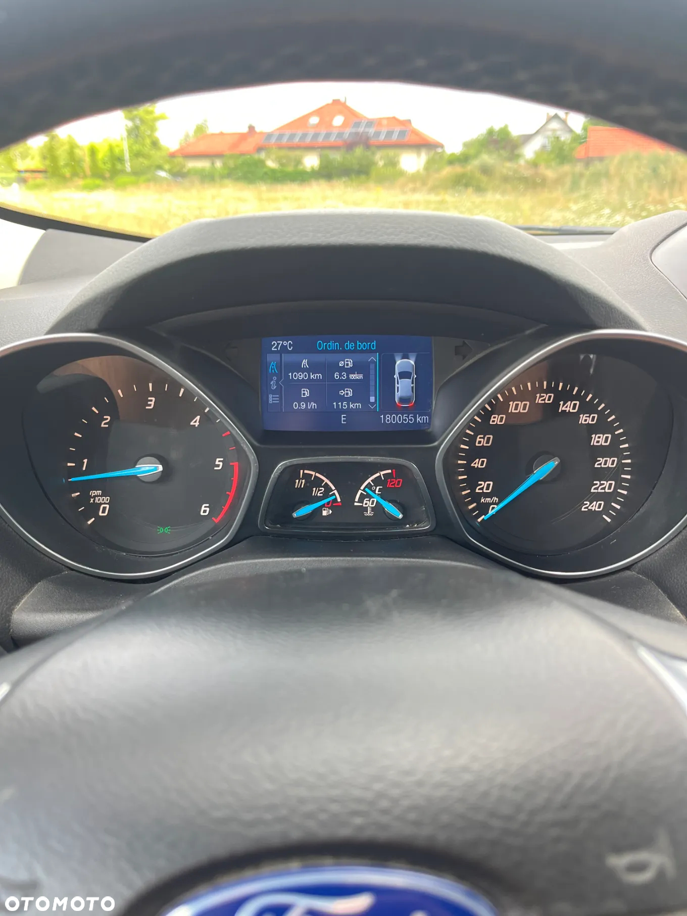 Ford Kuga 2.0 TDCi 2x4 Titanium - 9