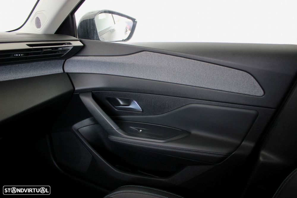 Peugeot 308 1.2 PureTech Allure EAT8 - 27