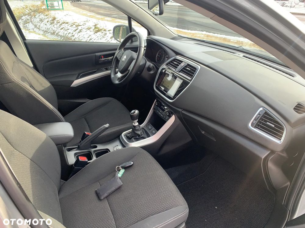 Suzuki SX4 S-Cross 1.4 SHVS Premium 4WD - 12