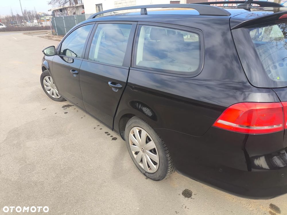 Volkswagen Passat 2.0 TDI DSG Comfortline - 12