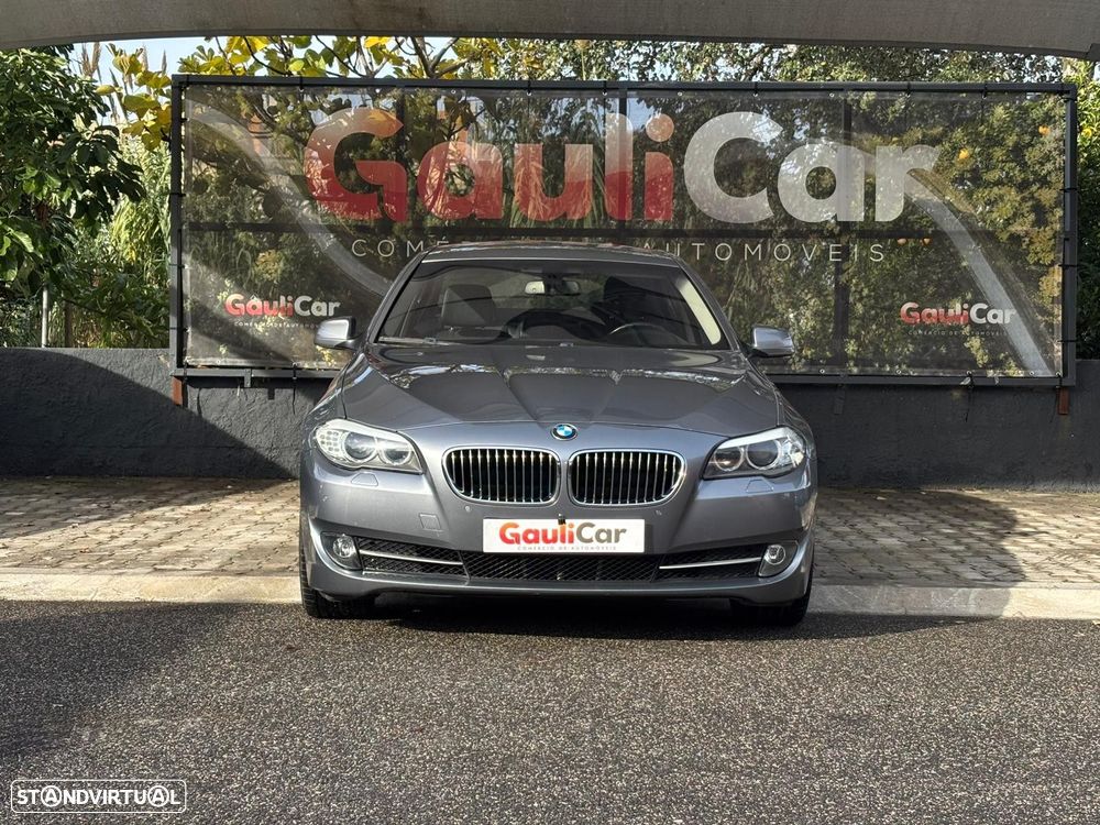 BMW 520 d Line Luxury Auto - 2