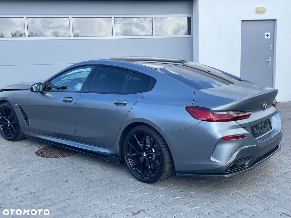 BMW Seria 8 840i - 17