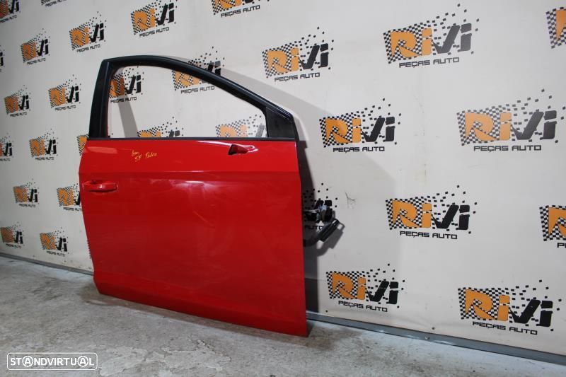Porta Frente Direita Seat Leon (5F1)  Porta Frontal Direita Seat Leon - 5