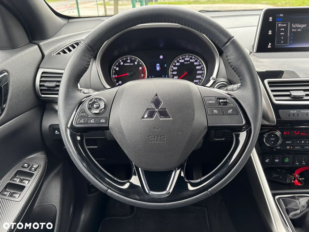 Mitsubishi Eclipse Cross - 21