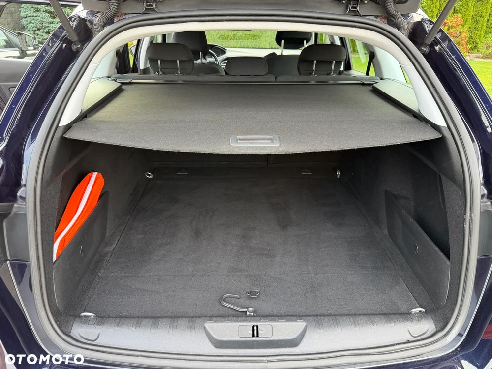 Peugeot 308 BlueHDi FAP 130 Stop & Start Allure - 27