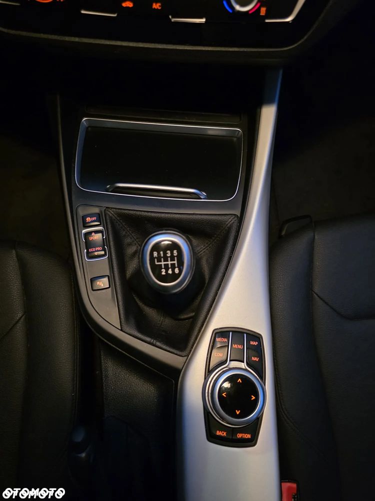 BMW Seria 1 116d EfficientDynamics Edition - 16