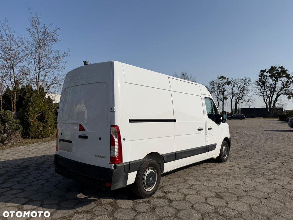Renault Master L2H2 - 2