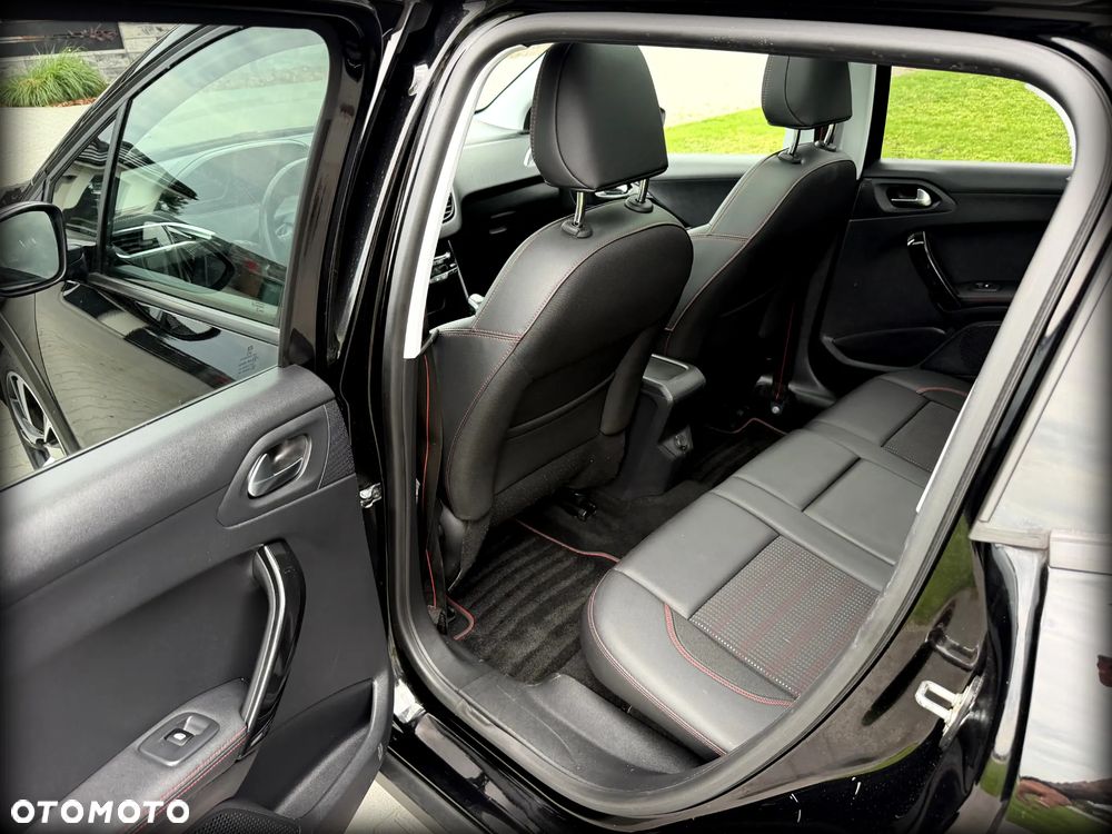 Peugeot 2008 PureTech 110 Stop&Start GT-Line Edition - 8