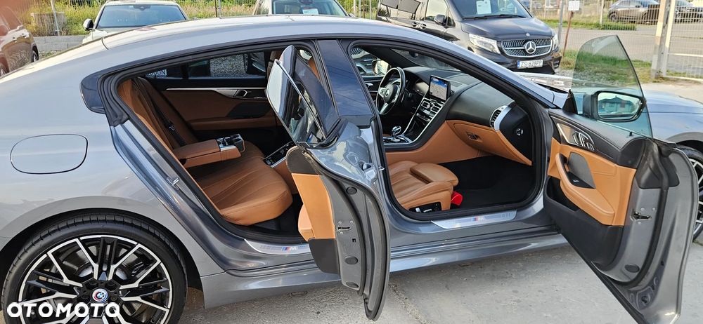 BMW Seria 8 840d xDrive mHEV - 15