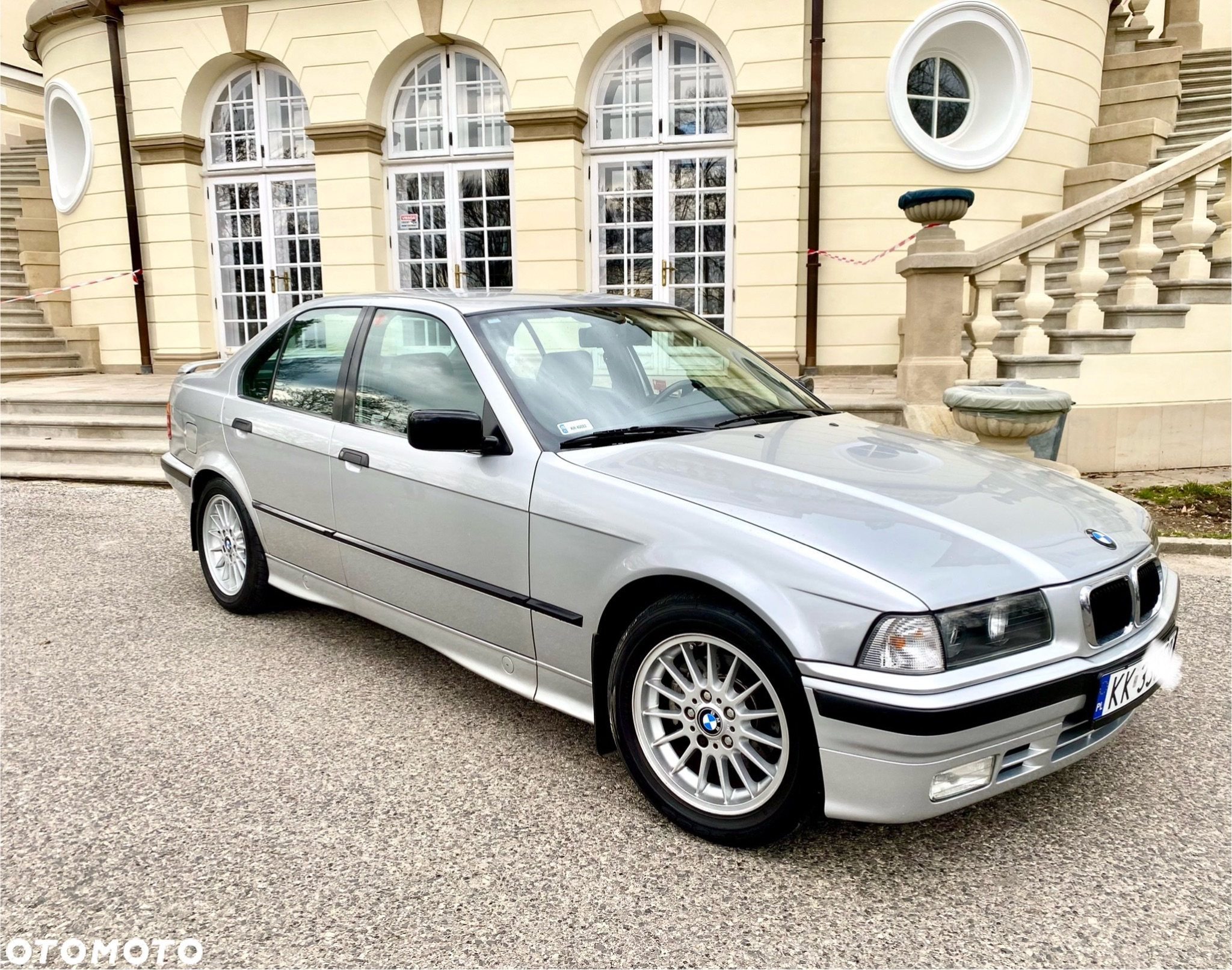 BMW Seria 3 316i Touring - 14