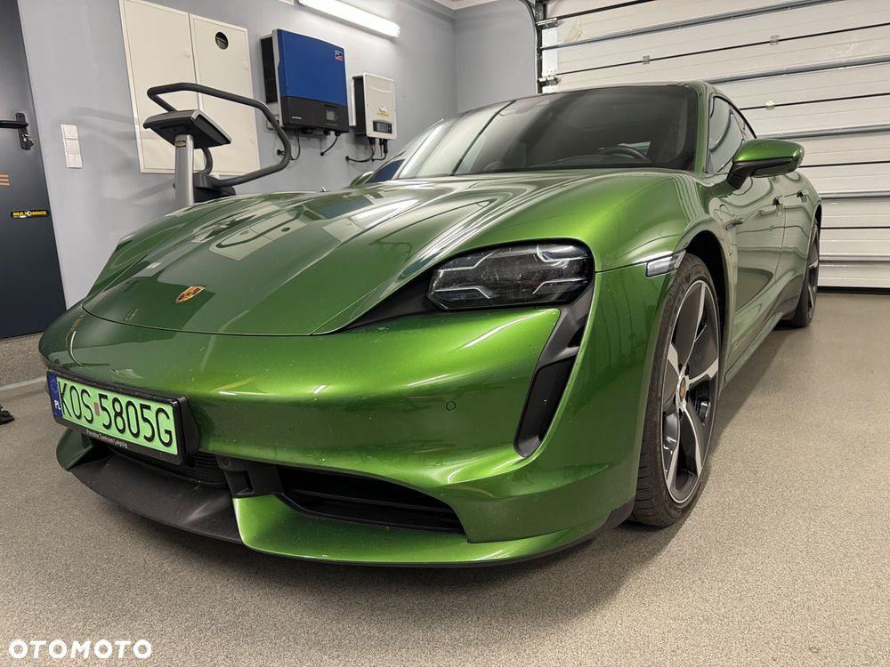 Porsche Taycan - 1