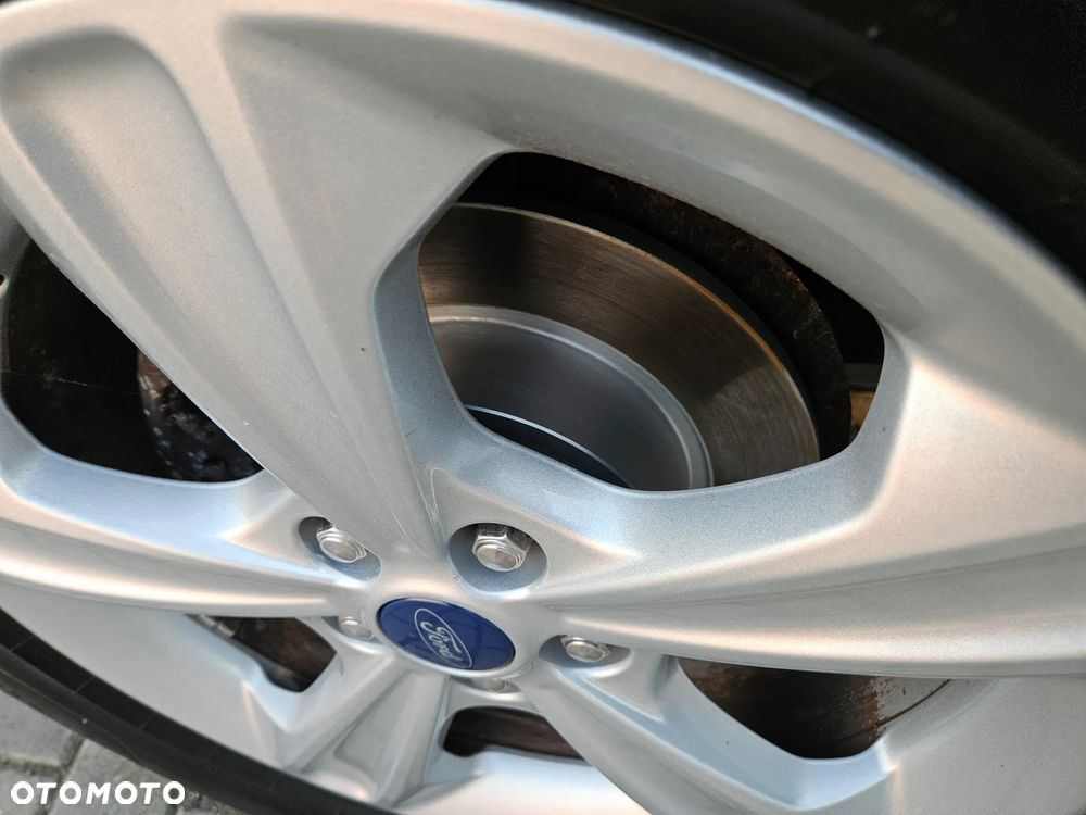 Ford Kuga 2.0 TDCi 4x4 Titanium - 20