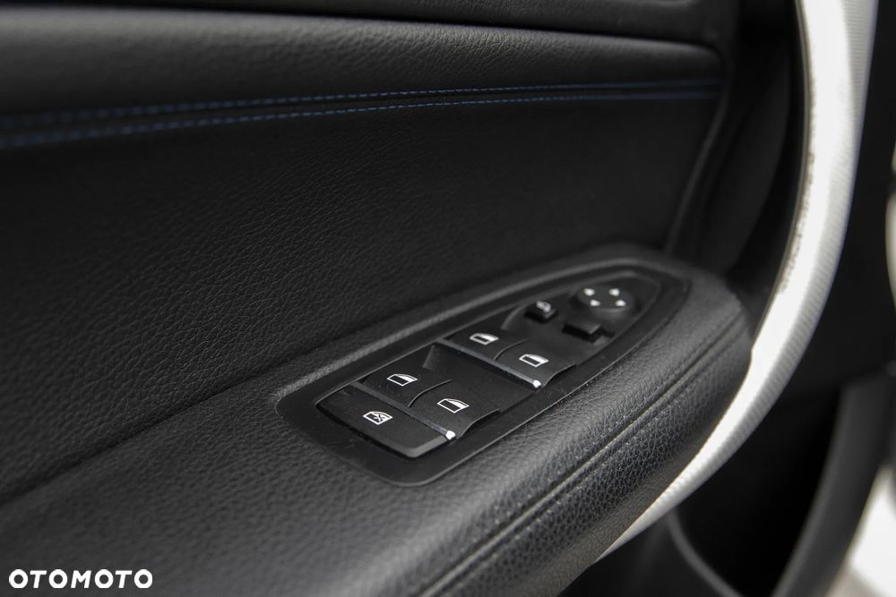 BMW Seria 1 118i GPF M Sport Shadow - 38