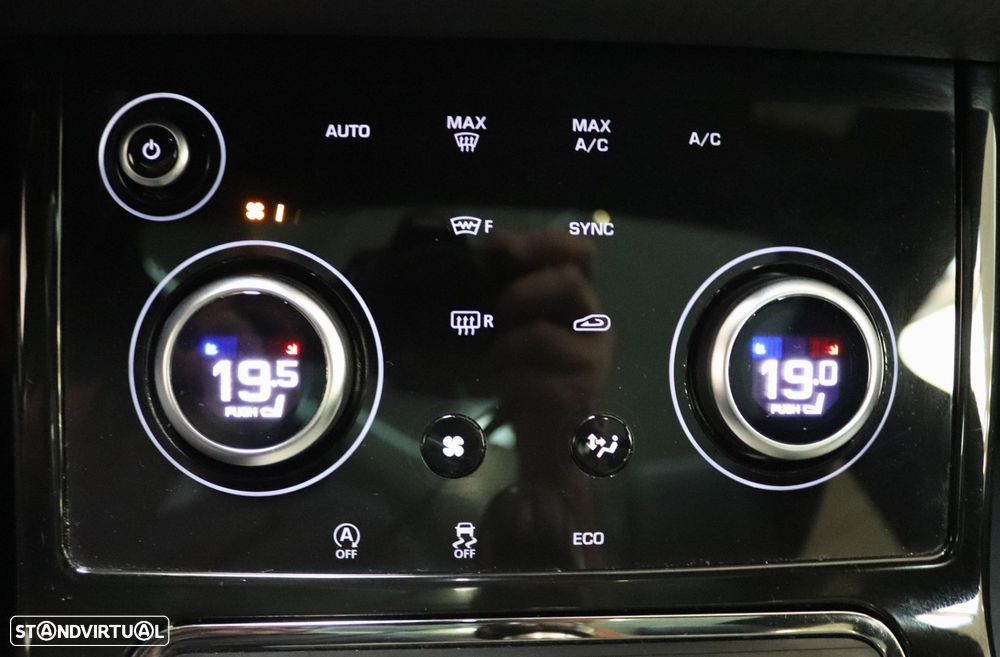 Land Rover Range Rover Evoque 2.0 D150 R-Dynamic - 34