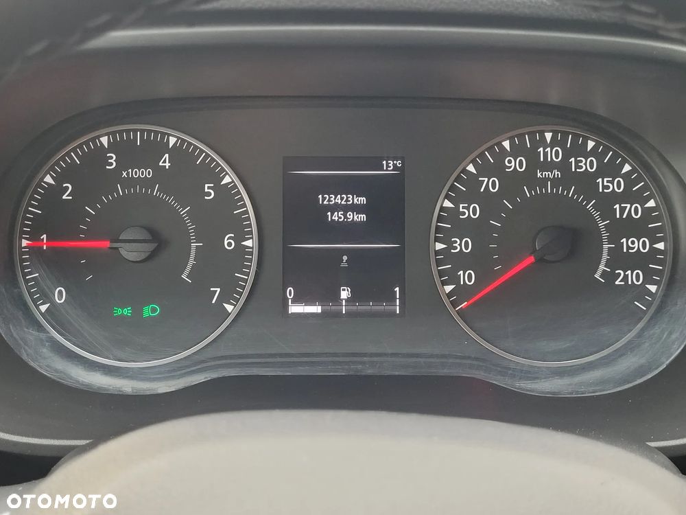 Dacia Duster 1.6 SCe Essential - 18