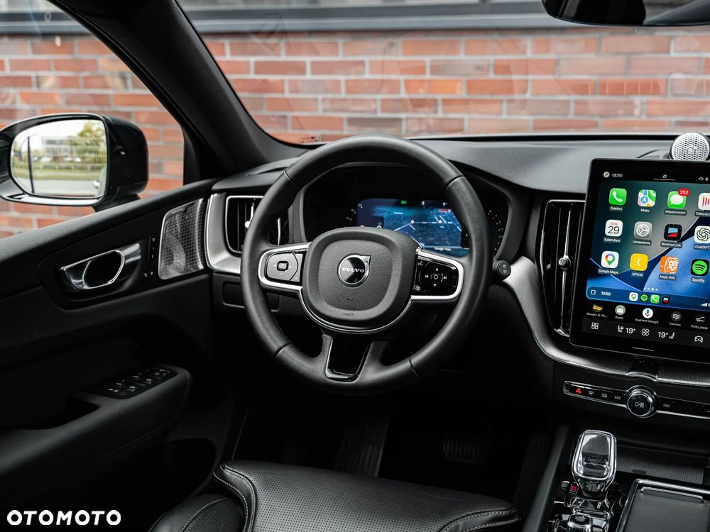 Volvo XC 60 B5 B AWD Plus Dark - 29