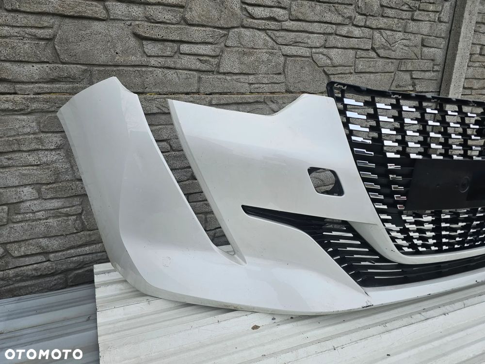 Peugeot 2008 2 II zderzak przod - 2