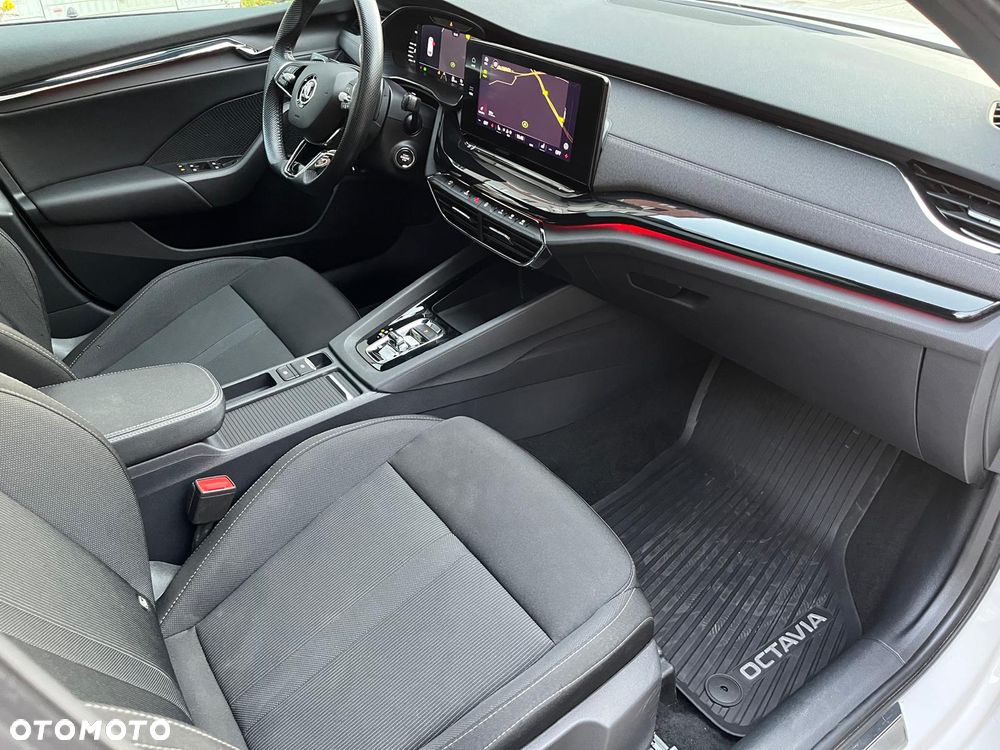 Skoda Octavia 1.5 TSI e-Tec Sportline DSG - 8