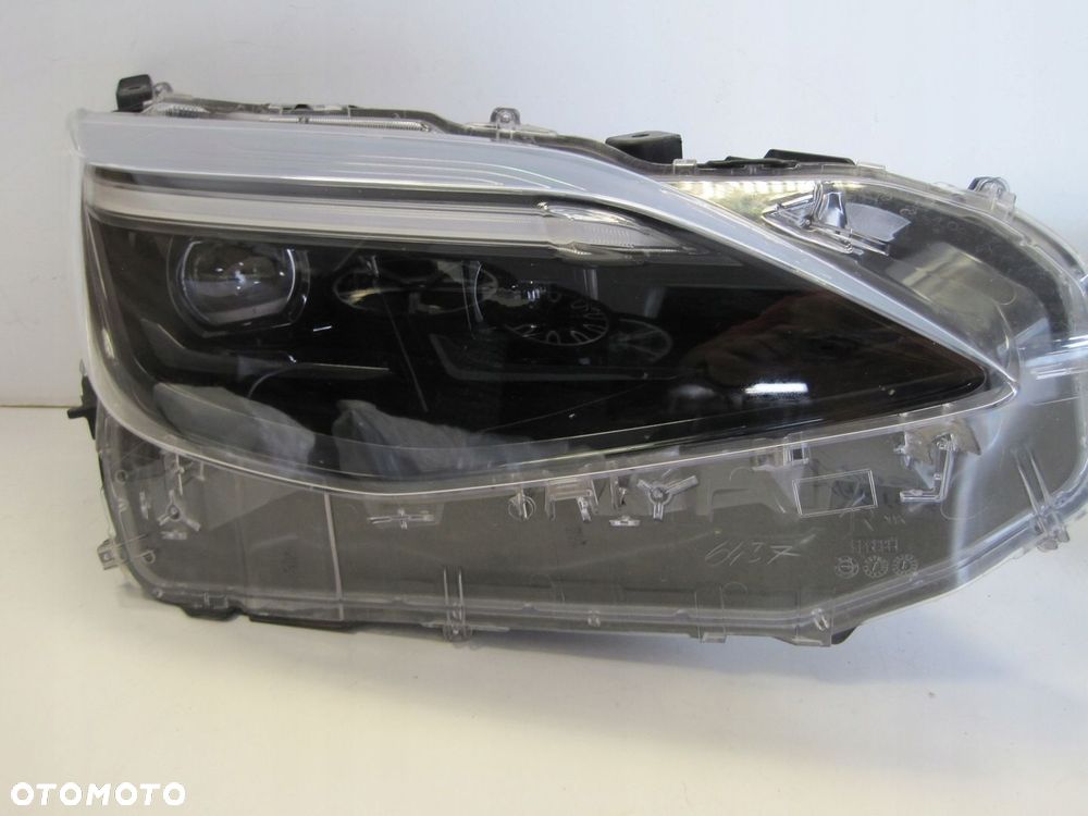 Lampa Lampy PRAWA LEWA TOYOTA YARIS CROSS - 9