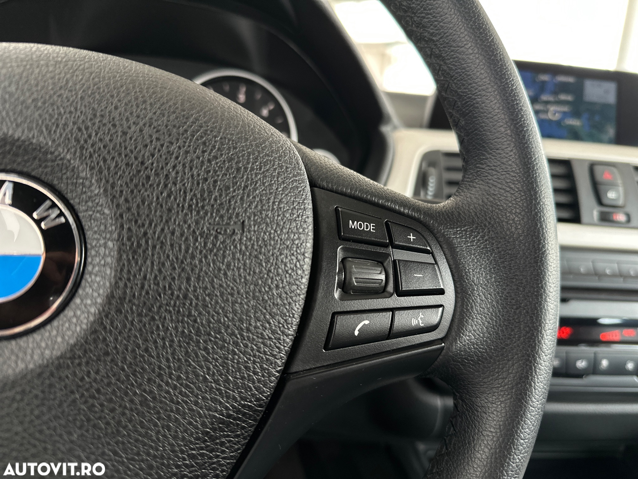 BMW Seria 3 320d - 19