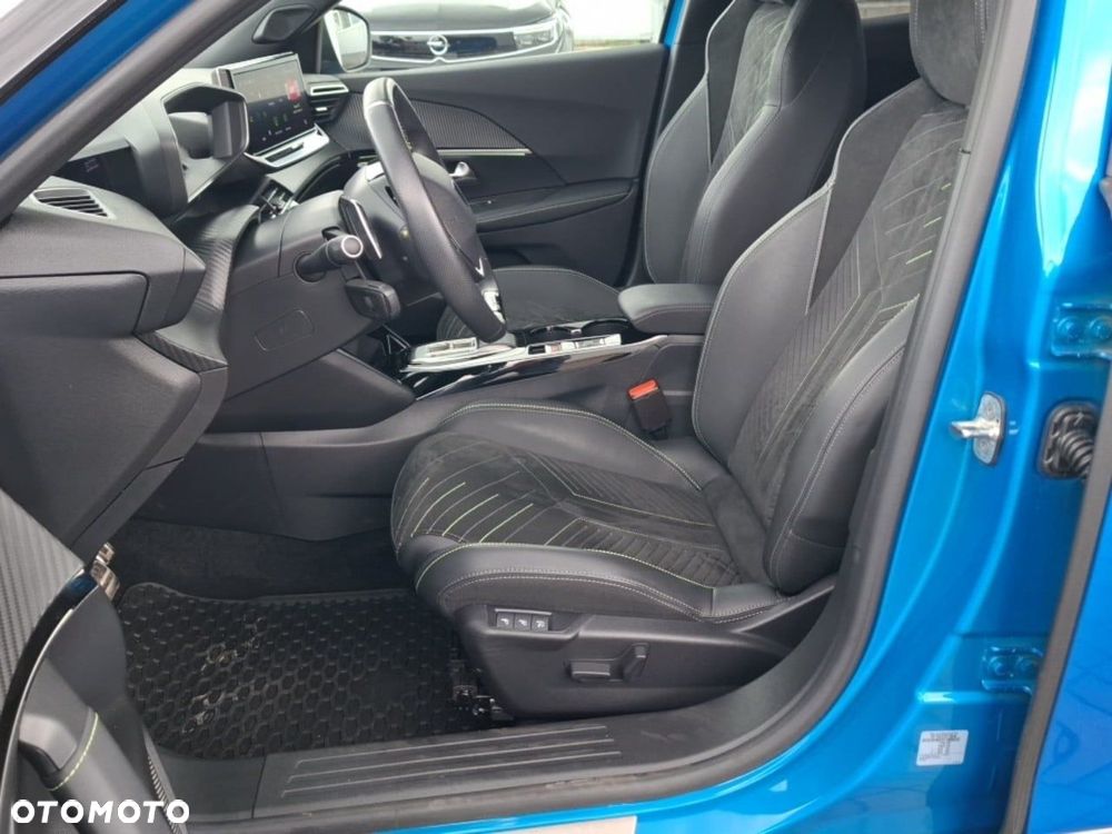 Peugeot 2008 1.2 PureTech GT S&S EAT8 - 11