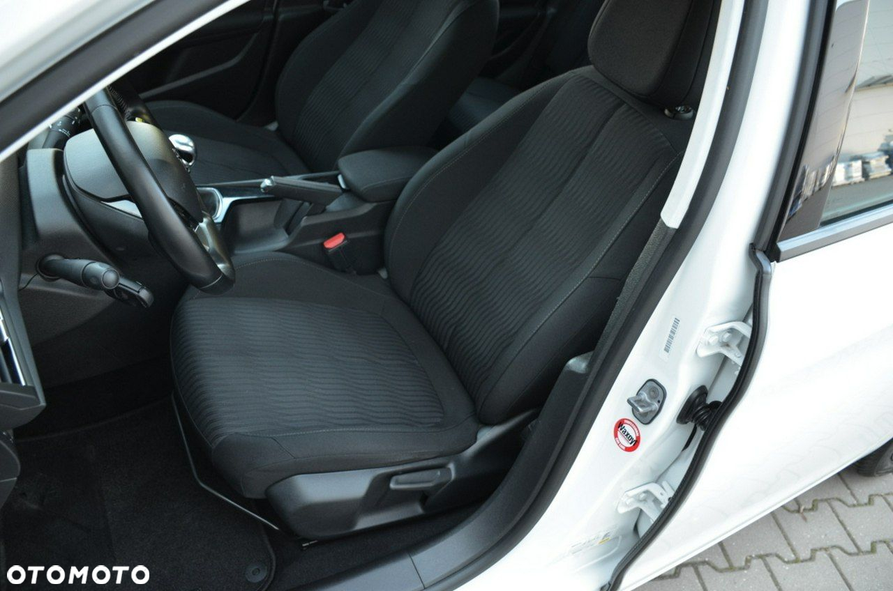 Peugeot 308 - 26
