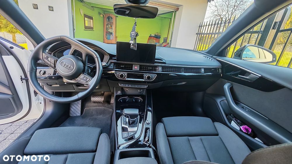 Audi A4 Limousine 35 TFSI mHEV Advanced S tronic - 13