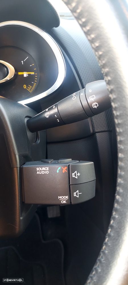 Renault Clio Break 1.5 dCi Dynamique S - 24