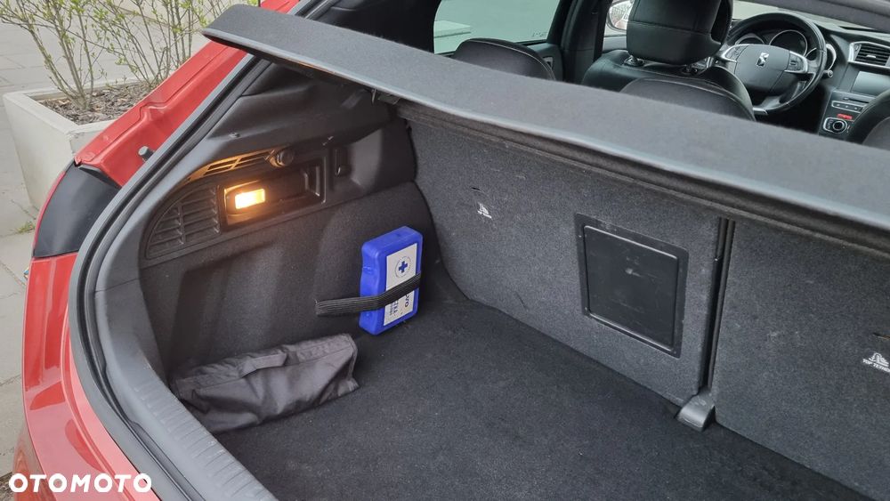 DS Automobiles DS 4 Crossback 2.0 BlueHDi SportChic S&S EAT6 - 22