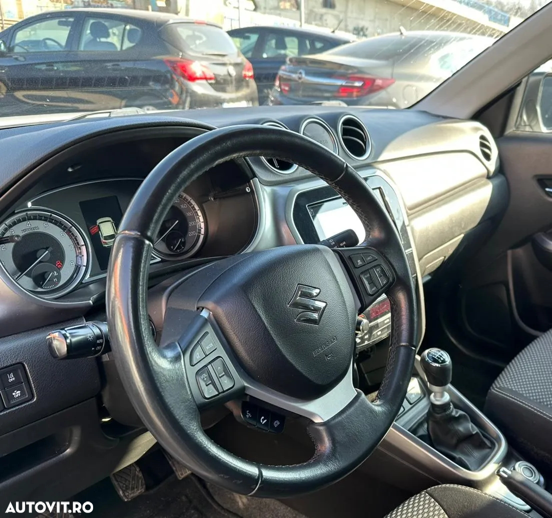 Suzuki Vitara 1.4 Boosterjet AllGrip MHEV Spirit - 6