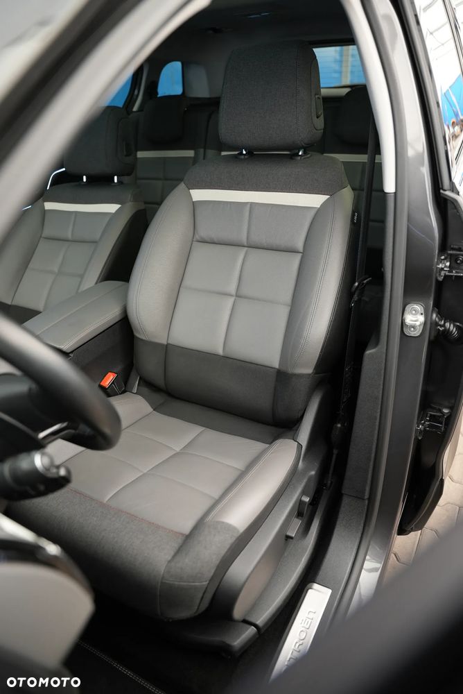 Citroën C5 Aircross 225 e.EAT8 SHINE PACK - 21