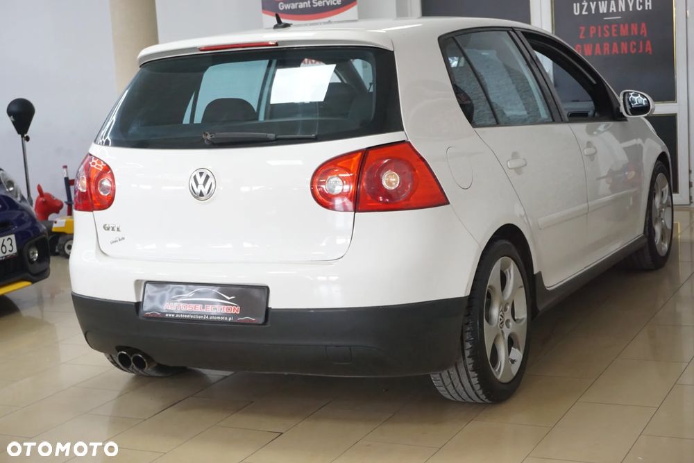 Volkswagen Golf 2.0 GTI - 4