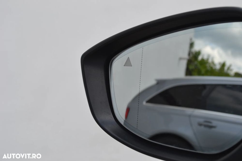 Mazda 3 e-SKYACTIV-X 2.0 M HYBRID DRIVE SELECTION - 30