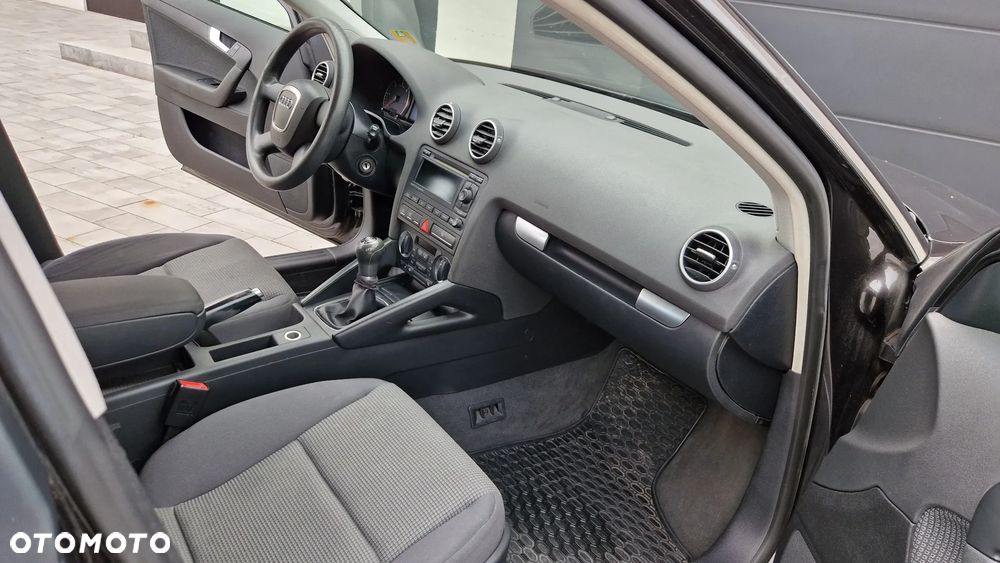 Audi A3 Sportback - 5