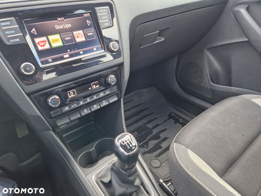 Skoda RAPID 1.0 TSI Ambition - 16