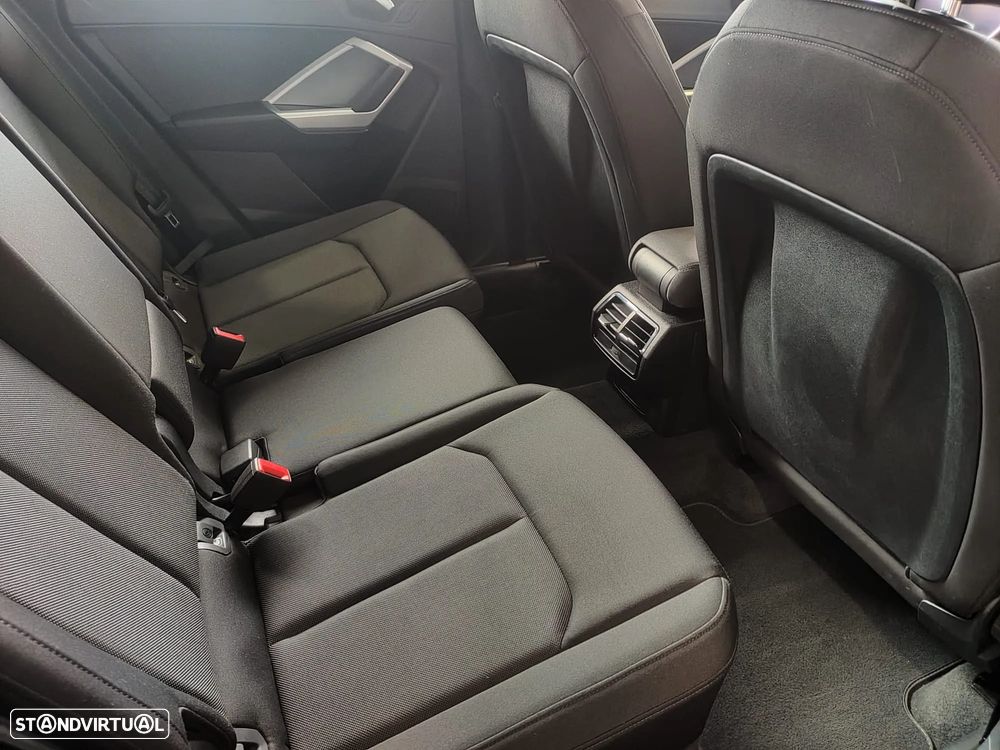 Audi Q3 45 TFSIe S tronic - 8