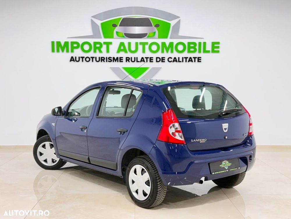 Dacia Sandero 1.2 16V - 13