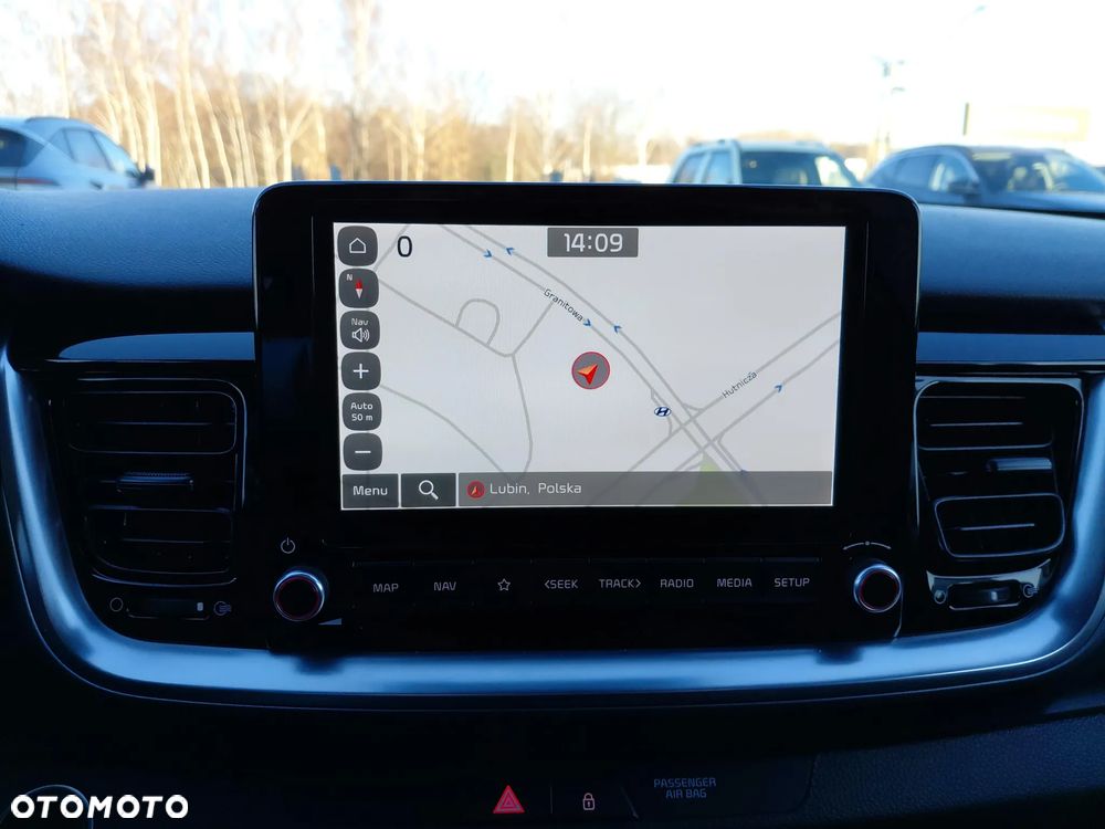 Kia Stonic 1.2 L - 19