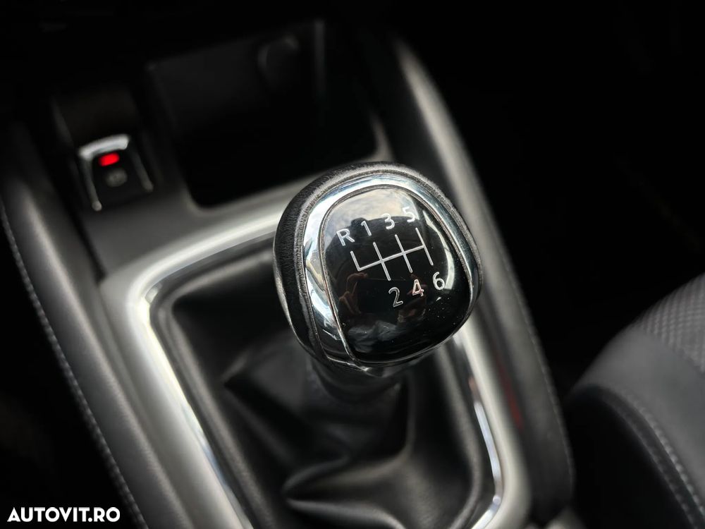 Nissan Qashqai 1.5 DCI Start/Stop N-Connecta - 25