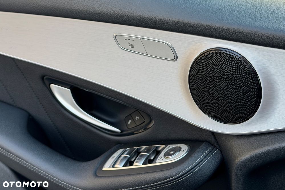 Mercedes-Benz GLC - 22