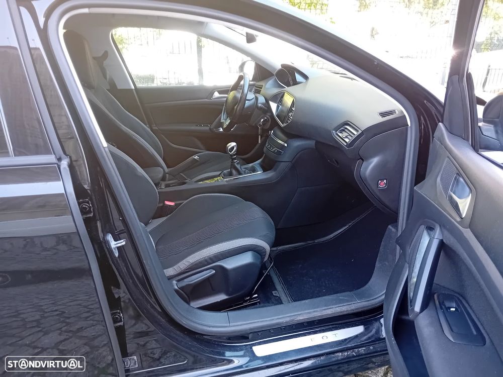 Peugeot 308 SW 1.6 BlueHDi Style J17 - 44