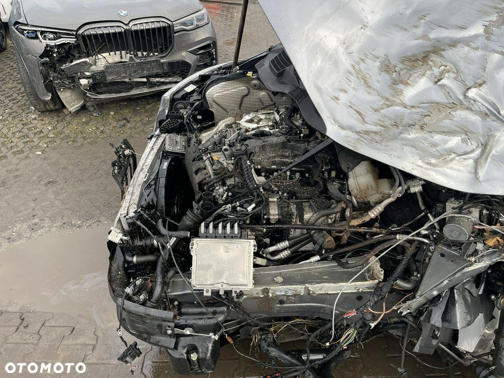 Mercedes-Benz Klasa V 300 d lang 4Matic 9G-TRONIC Exclusive - 10