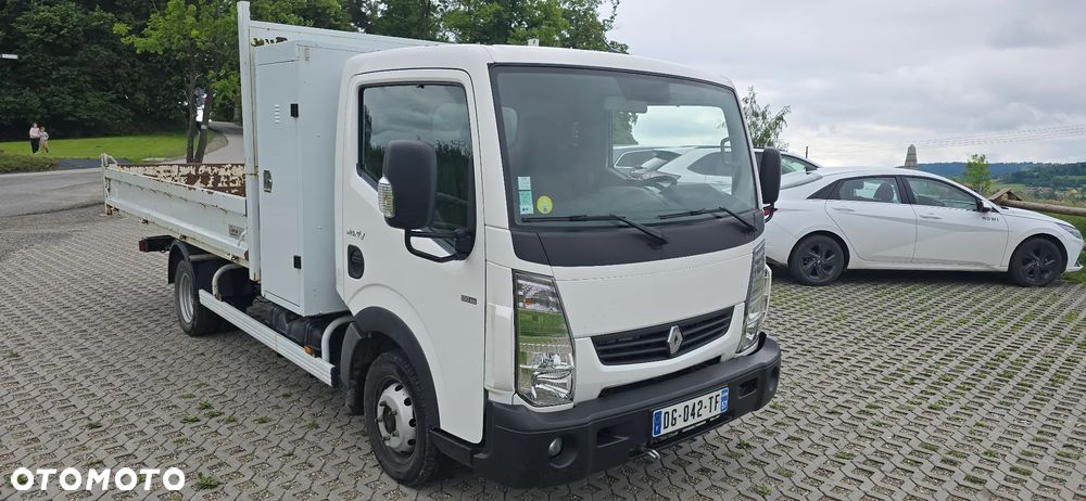 Renault Maxity