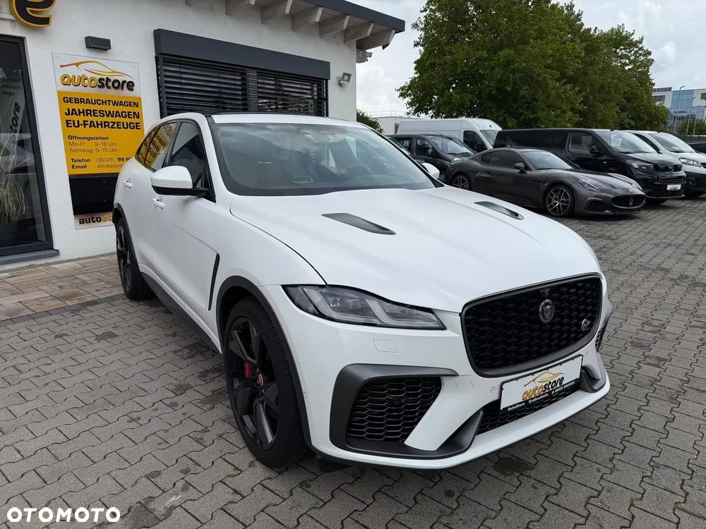 Jaguar F-Pace P550 AWD SVR - 1