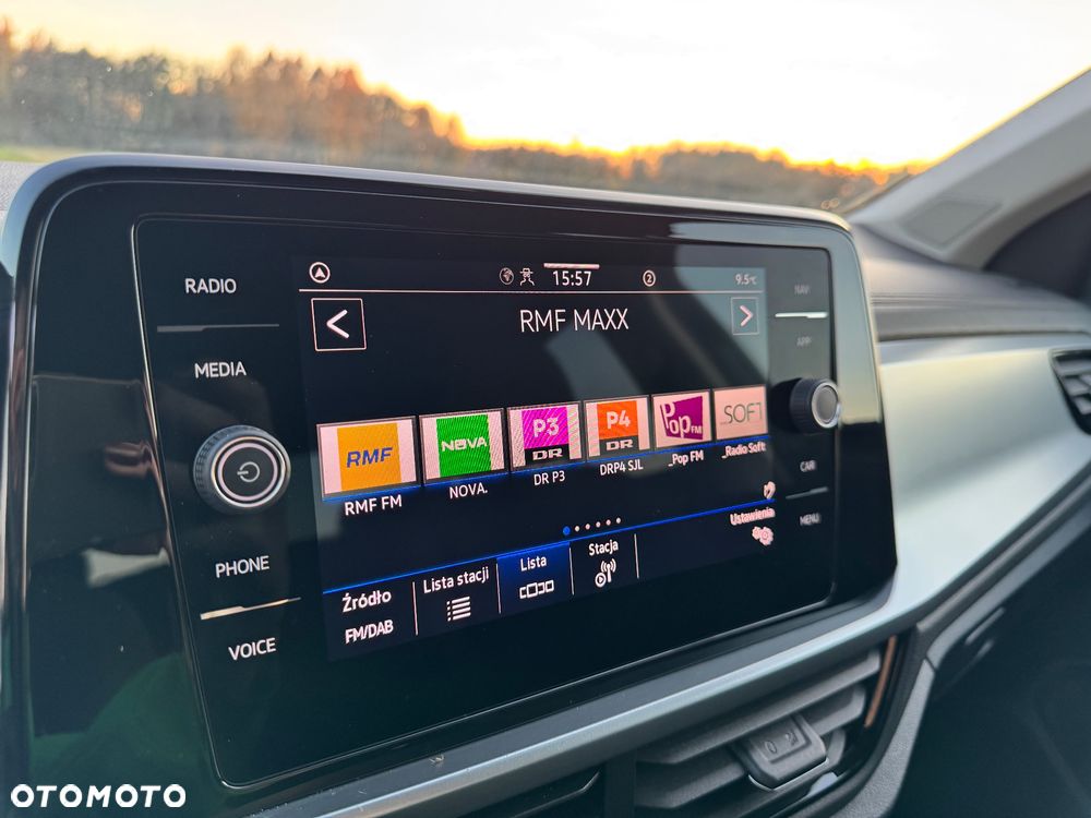 Volkswagen T-Roc - 23