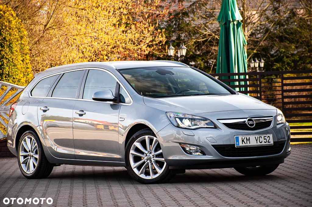Opel Astra 1.4 Turbo Cosmo - 9